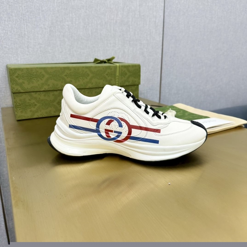 G*u*i casual shoes